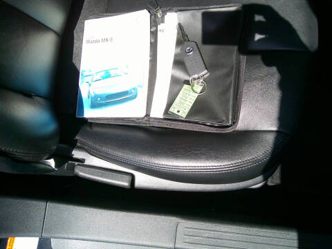 2006 Mazda MX-5 Miata Sport