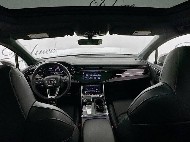 2025 Audi SQ7 4.0T quattro Premium Plus