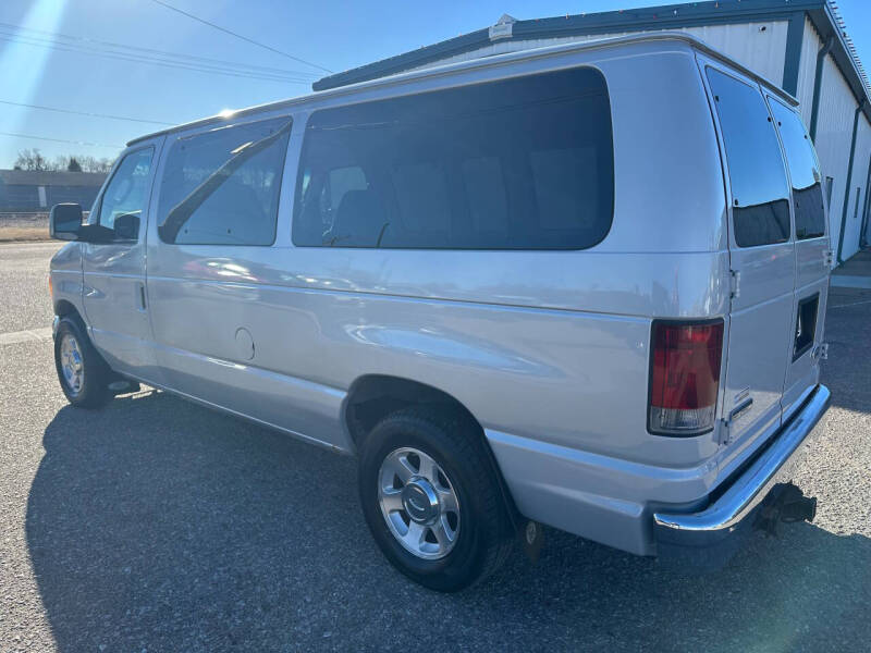 2006 Ford E-Series E-150