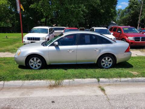 2007 Ford Five Hundred for sale at D & D Auto Sales in Topeka KS