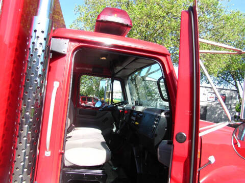 2000 International 4900