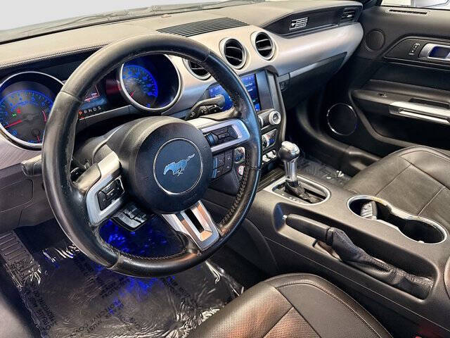2020 Ford Mustang EcoBoost Premium