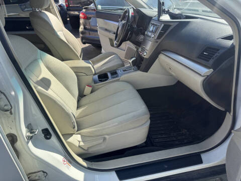 2012 Subaru Outback 2.5i Premium