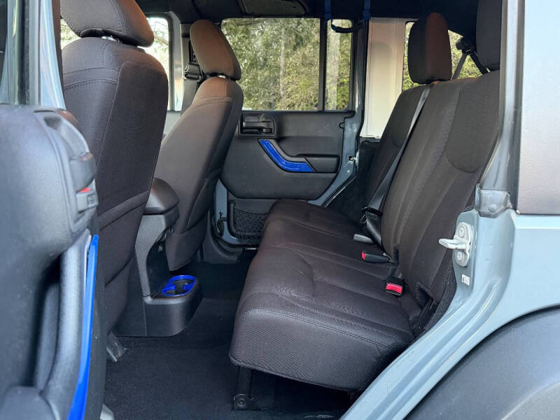 2015 Jeep Wrangler Unlimited Sport