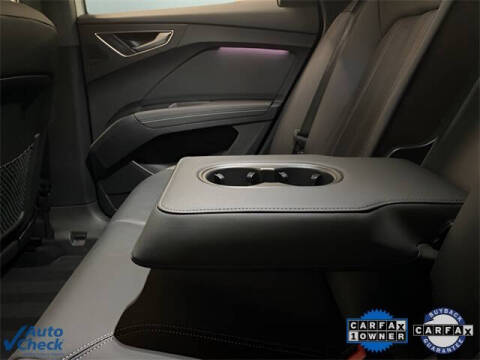 2024 Audi Q4 e-tron quattro Premium Plus 50