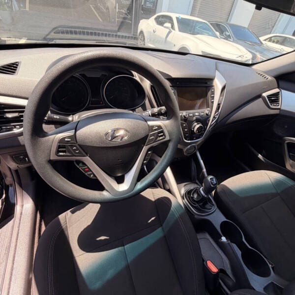 2016 Hyundai Veloster