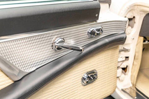 1957 Ford Thunderbird