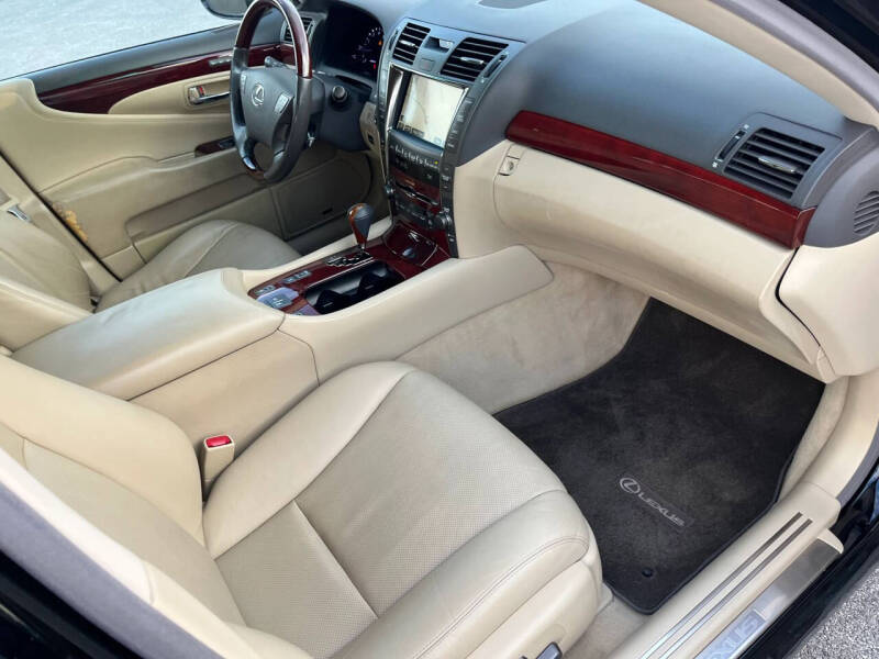 2008 Lexus LS 460