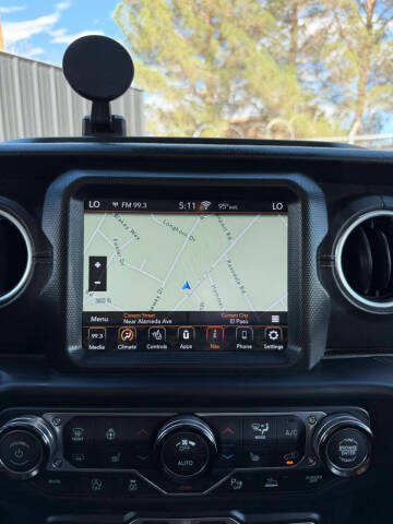 2020 Jeep Gladiator Overland