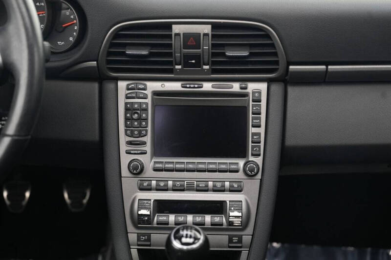 2005 Porsche 911 Carrera