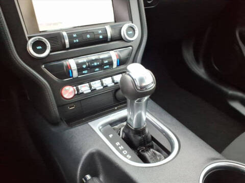 2021 Ford Mustang EcoBoost