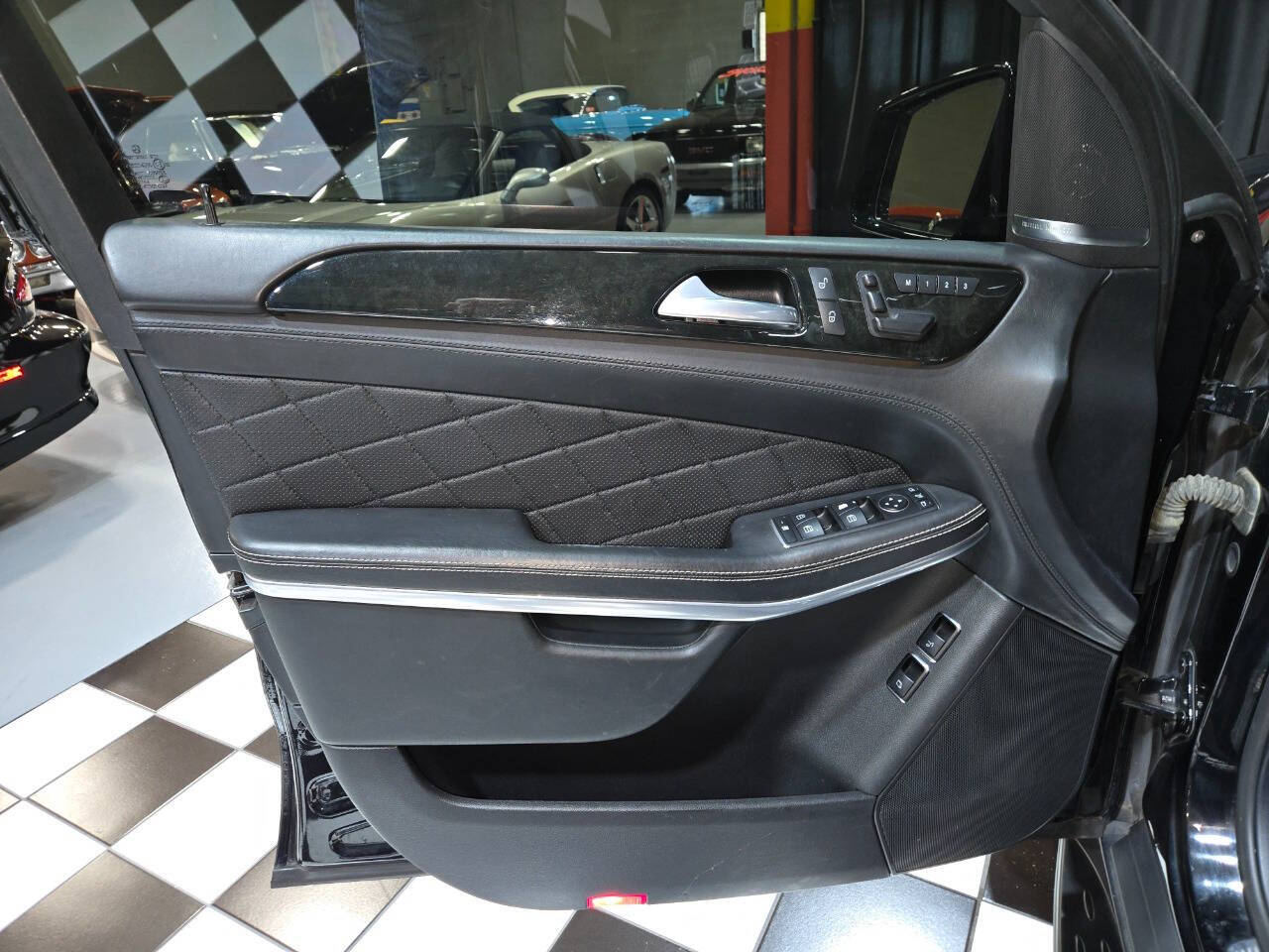 2015 Mercedes-Benz GL-Class 67