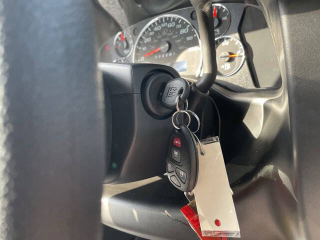 2025 Chevrolet Express 2500