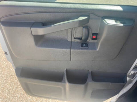 2017 GMC Savana 2500