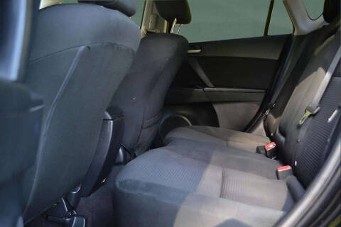 2013 Mazda MAZDA3 i Touring