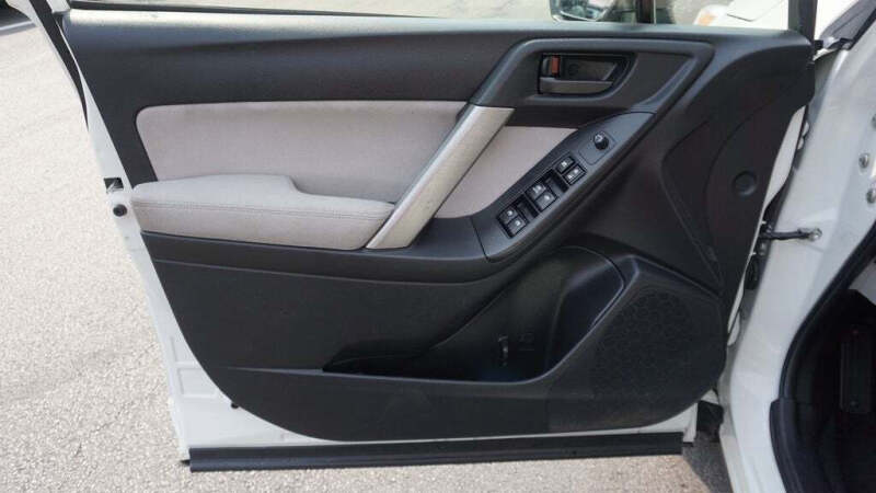 2015 Subaru Forester 2.5i