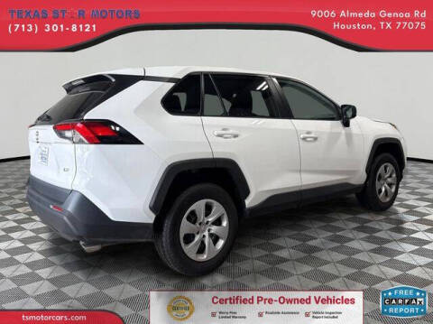 2024 Toyota RAV4 LE