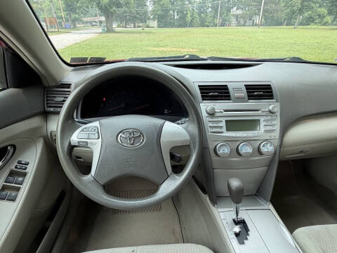 2010 Toyota Camry LE