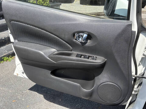 2015 Nissan Versa Note SV