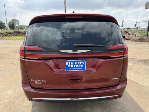 2022 Chrysler Pacifica Touring