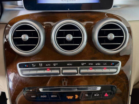 2018 Mercedes-Benz GLC GLC 300 4MATIC