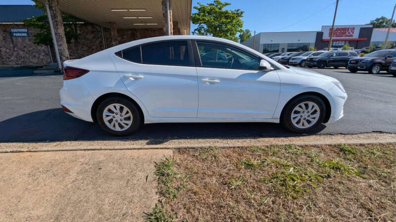2020 Hyundai Elantra