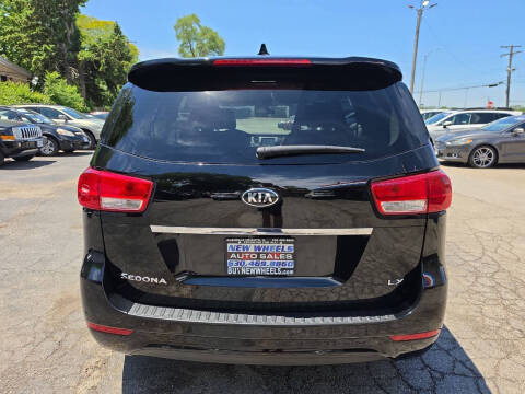 2017 Kia Sedona LX