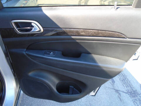 2011 Jeep Grand Cherokee Laredo