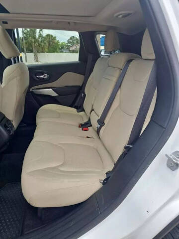 2017 Jeep Cherokee Latitude