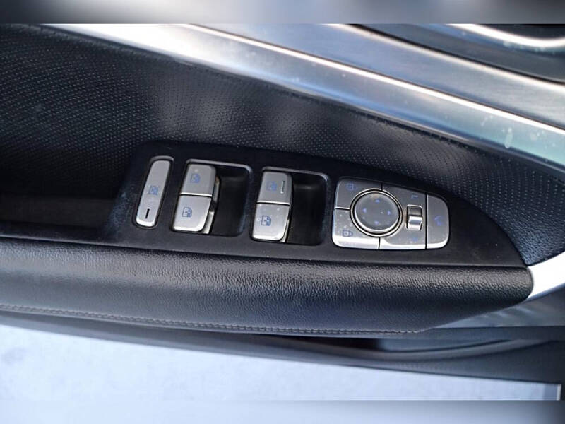 2021 Genesis G70