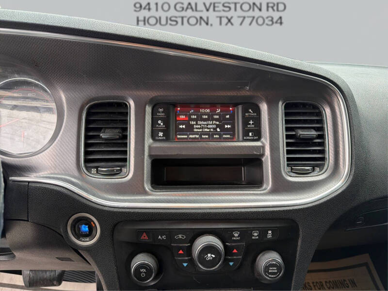 2012 Dodge Charger SE