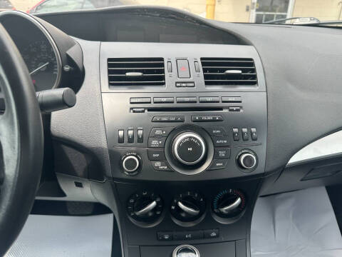 2012 Mazda MAZDA3 i Touring