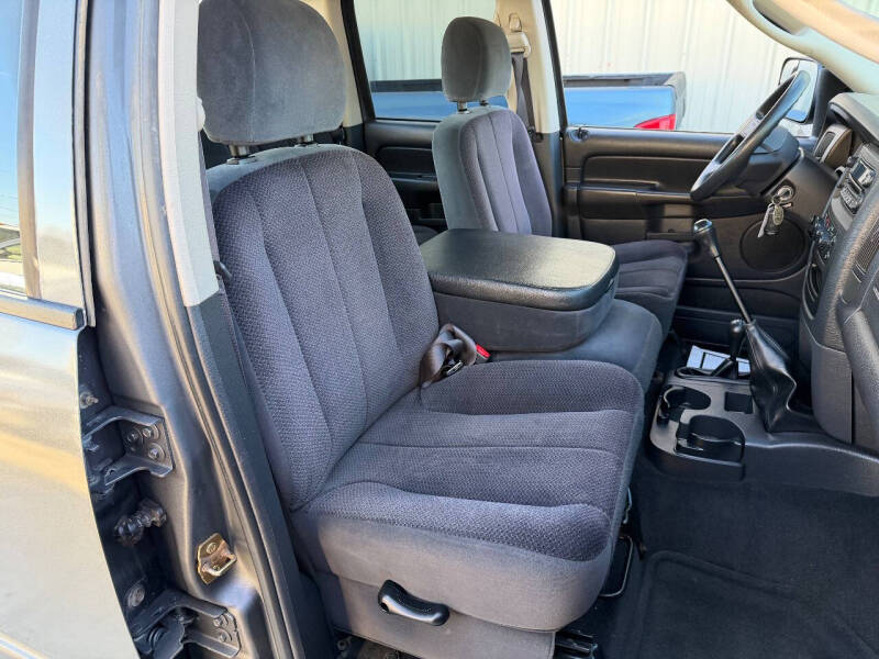 2004 Dodge Ram 2500 Pickup SLT - Photo 30