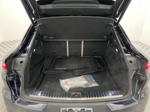 2022 Porsche Cayenne