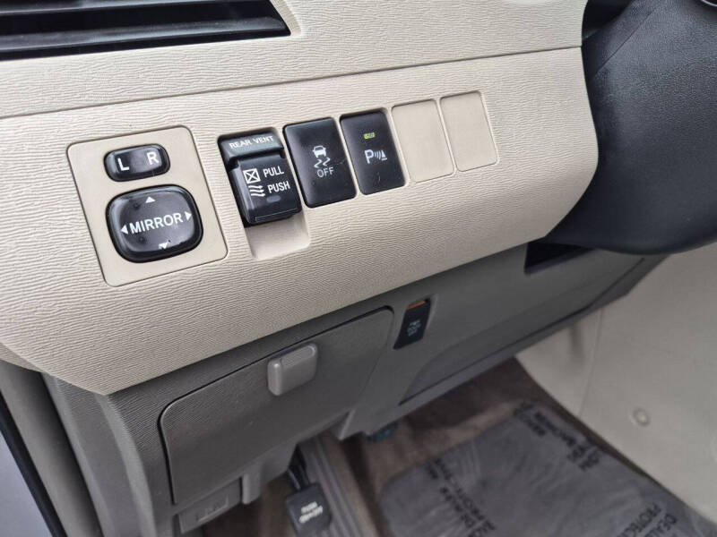 2014 Toyota Sienna XLE 8-Passenger