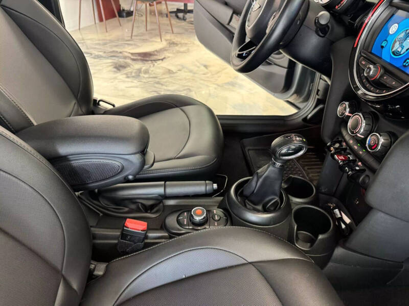 2019 MINI Hardtop 2 Door Cooper
