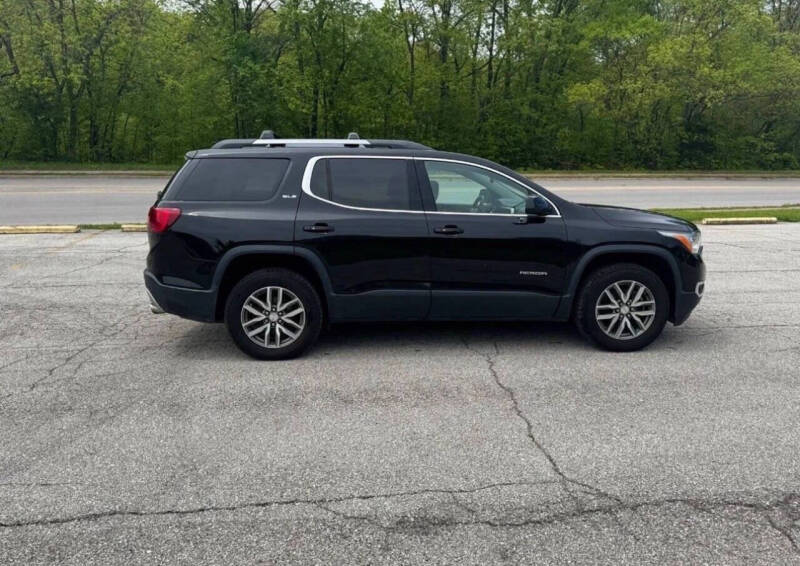 2017 GMC Acadia SLE-2