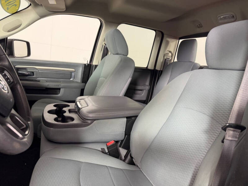 2019 RAM 1500 Classic SLT