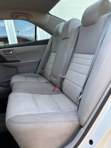 2015 Toyota Camry LE