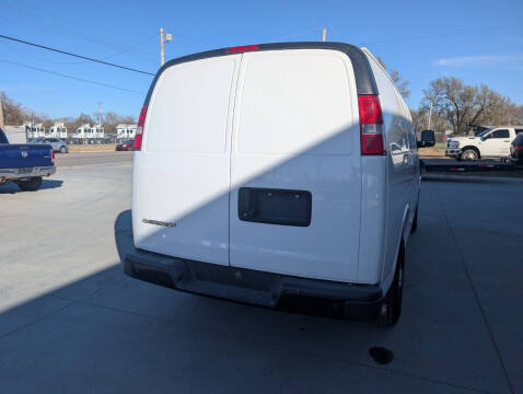 2021 Chevrolet Express 2500