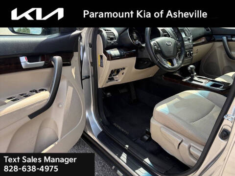 2015 Kia Sorento LX