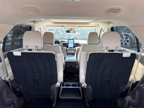 2021 Ford Explorer Platinum