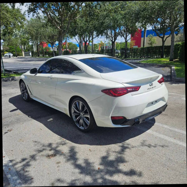 2017 Infiniti Q60 2.0T Premium