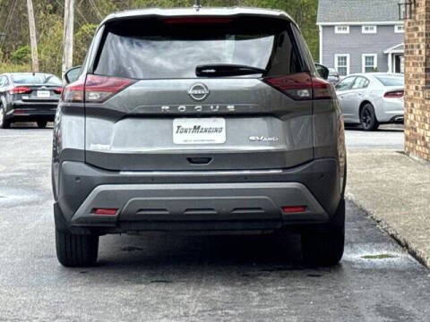 2022 Nissan Rogue SV