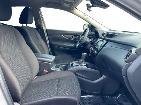 2022 Nissan Rogue Sport S