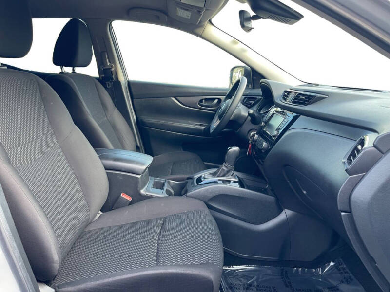2022 Nissan Rogue Sport S