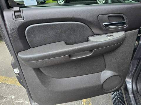 2011 Chevrolet Avalanche LT