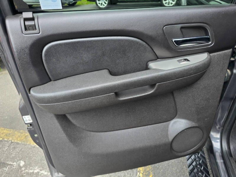 2011 Chevrolet Avalanche LT