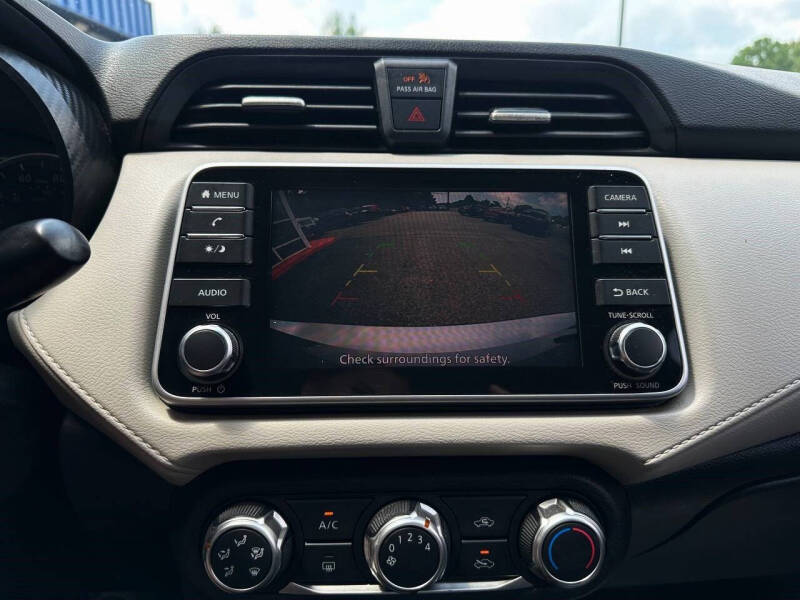 2021 Nissan Versa SV