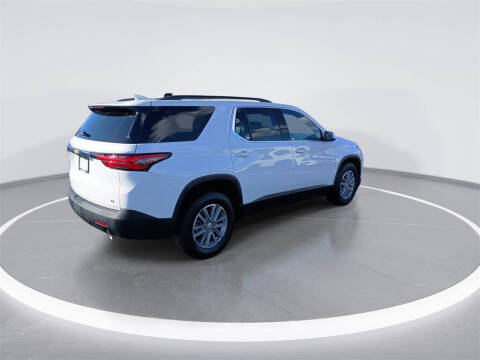 2022 Chevrolet Traverse LT Cloth